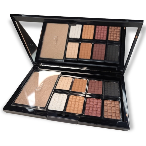 Doucce Freematic Eyeshadow Pro Palette - Picture 7 of 16